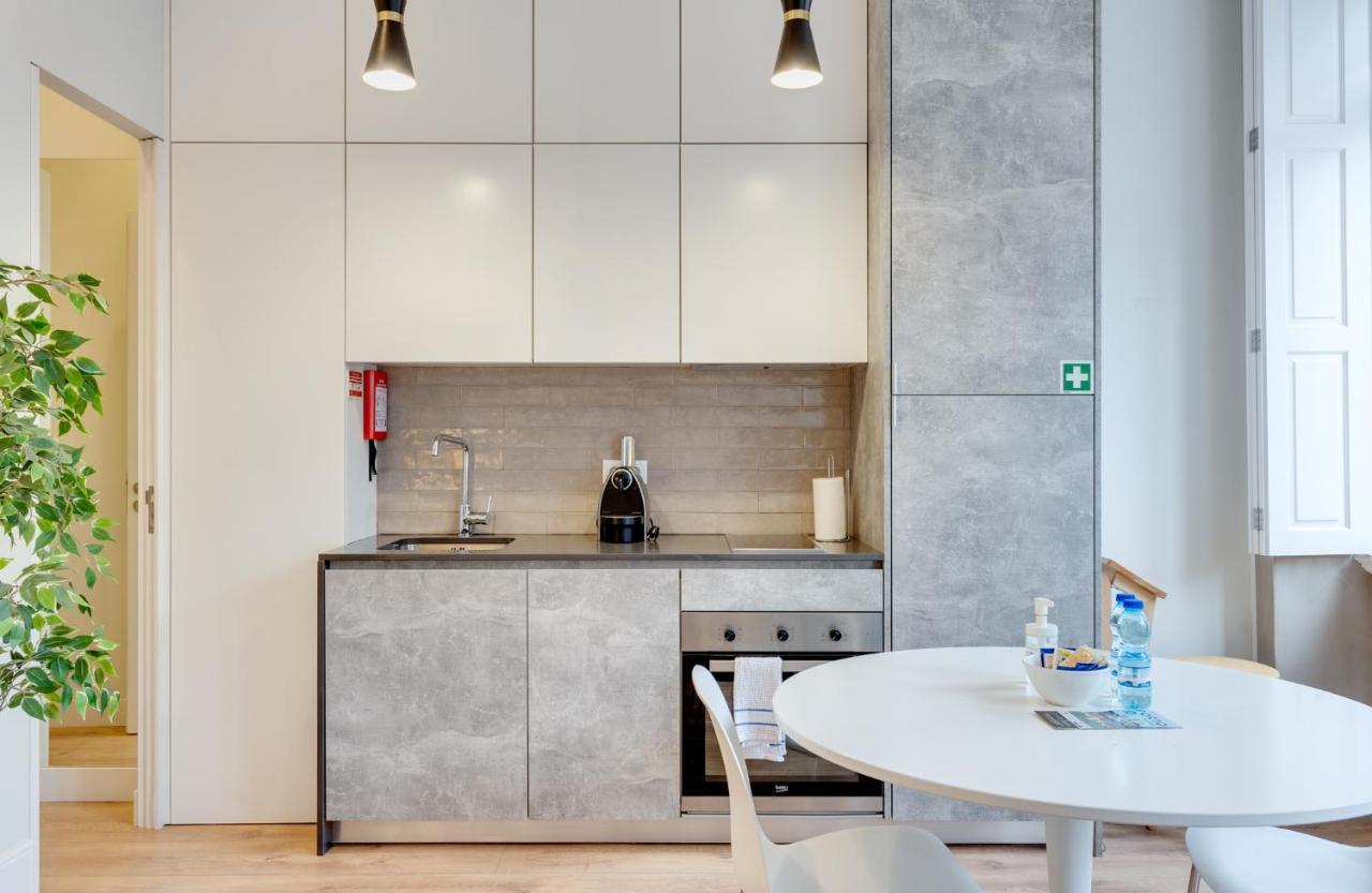 Tiara Downtown Apartments By Da'Home Porto Exterior foto