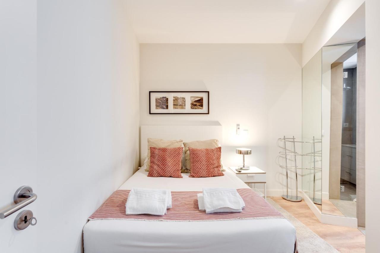 Tiara Downtown Apartments By Da'Home Porto Exterior foto
